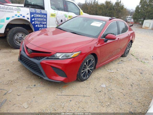 Toyota Camry Se Image 5