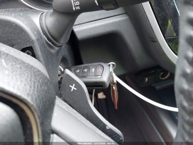 Toyota Camry Se Image 8