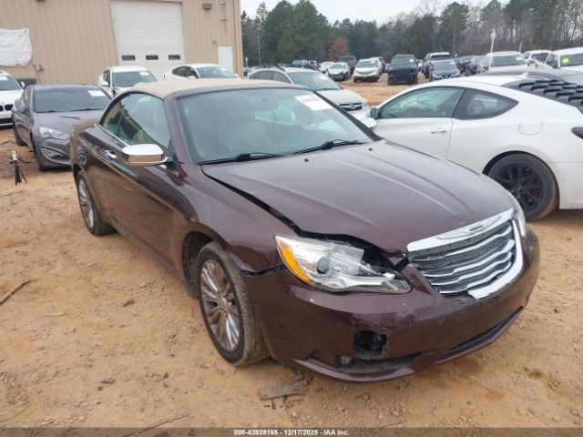 Chrysler 200 Limited Image 1