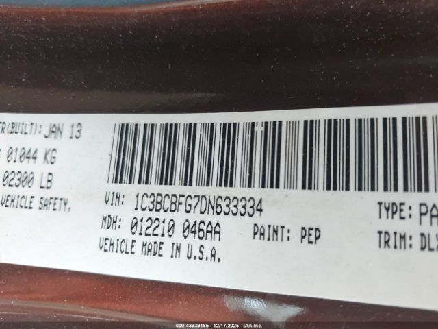 Chrysler 200 Limited Image 9