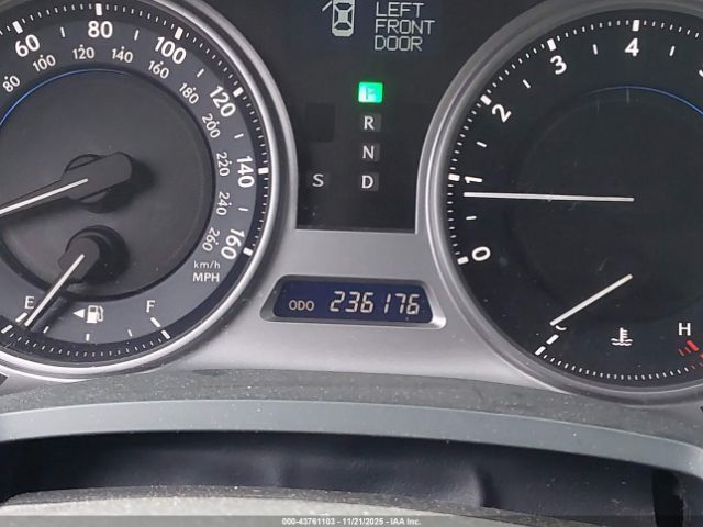 Lexus Is Image 18