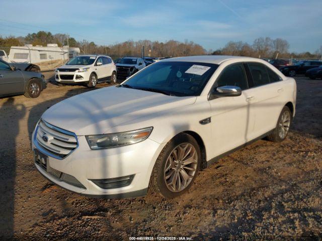Ford Taurus Limited Image 6