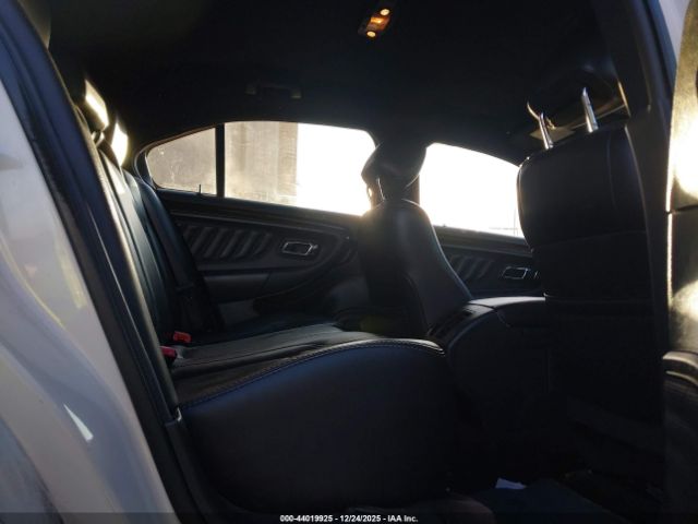 Ford Taurus Limited Image 8