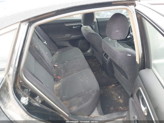 Nissan Altima 3.5 Sv Image 10