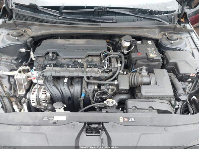 Hyundai ELANTRA Sel Image 11