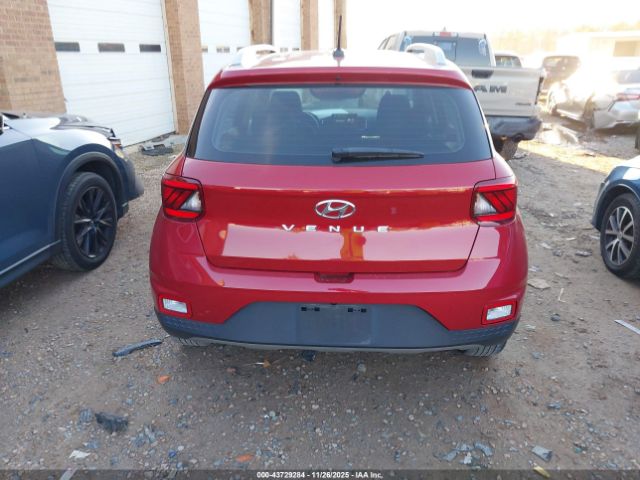 Hyundai VENUE Sel Image 17