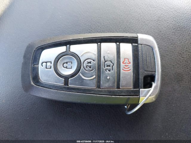 Ford Explorer Limited Image 3