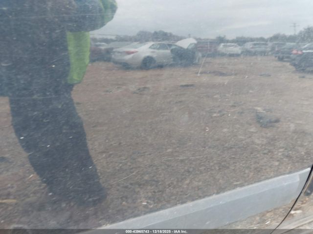 Chevrolet Tahoe Ltz Image 13