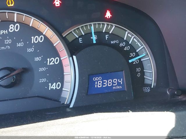 Toyota Camry Se Image 14