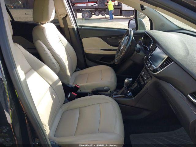 Buick Encore Essence Image 9