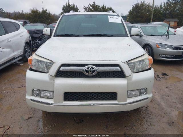 Toyota 4Runner Sr5 V6 Image 12