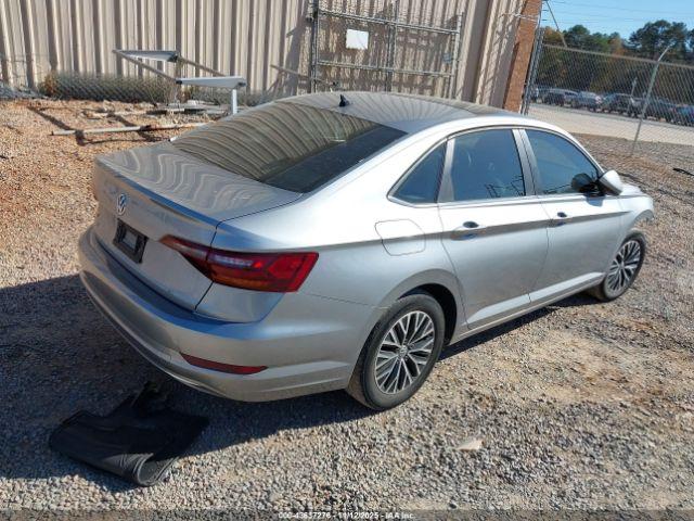 Volkswagen Jetta Image 15