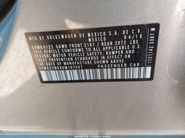 Volkswagen Jetta Image 5