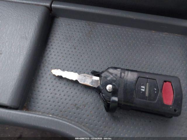 Mazda MPV Lx-sv Image 8