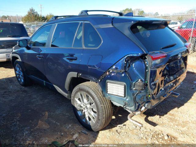 Toyota RAV4 Xle Premium Image 20