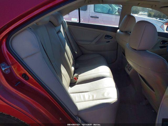 Toyota Camry Image 14