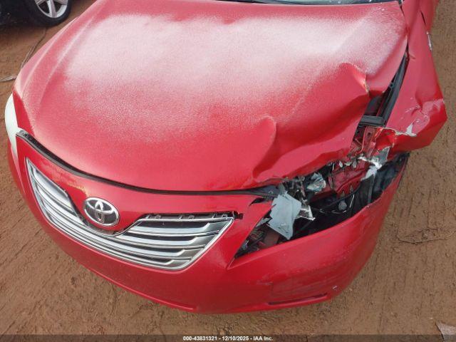 Toyota Camry Image 18