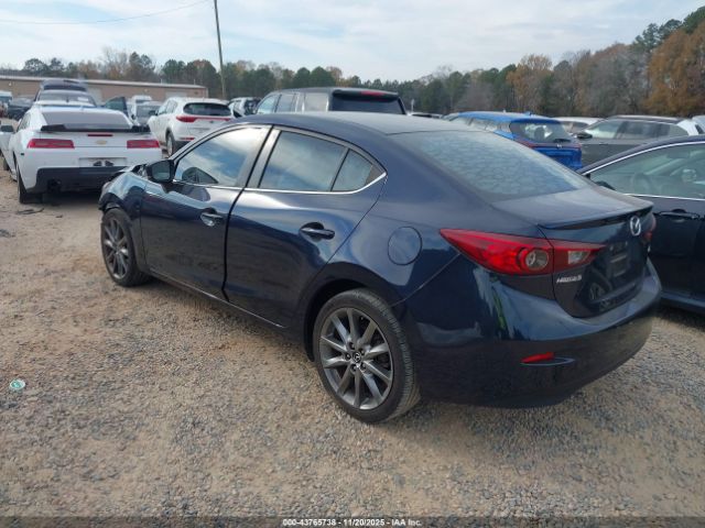 Mazda Mazda3 Touring Image 4