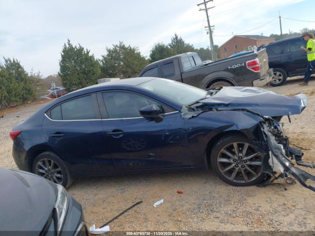 Mazda Mazda3 Touring Image 9