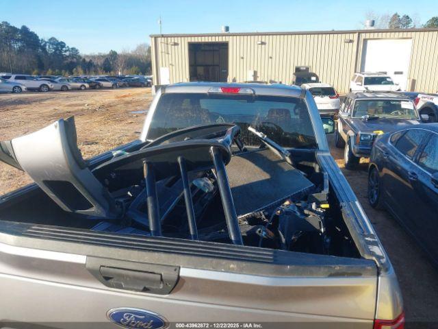 Ford F-150 Xlt Image 18