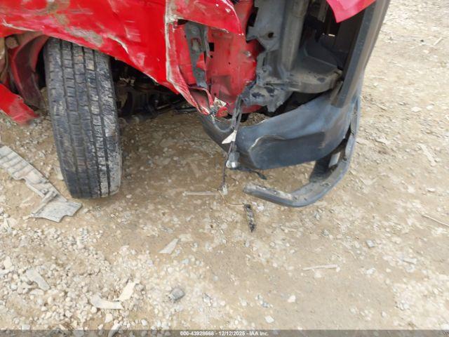 Ford E-250 Commercial Image 16