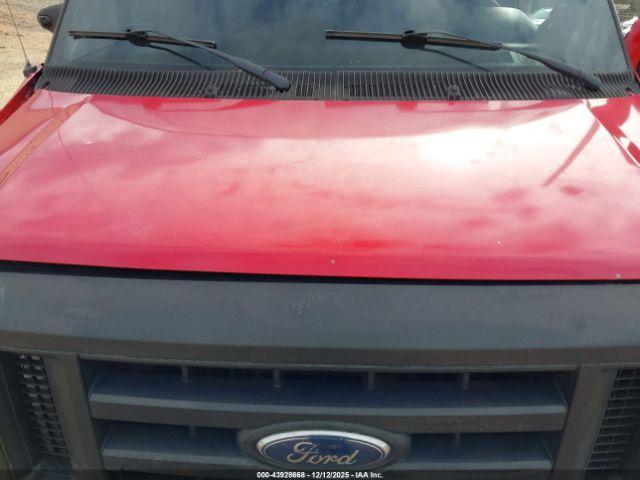 Ford E-250 Commercial Image 6