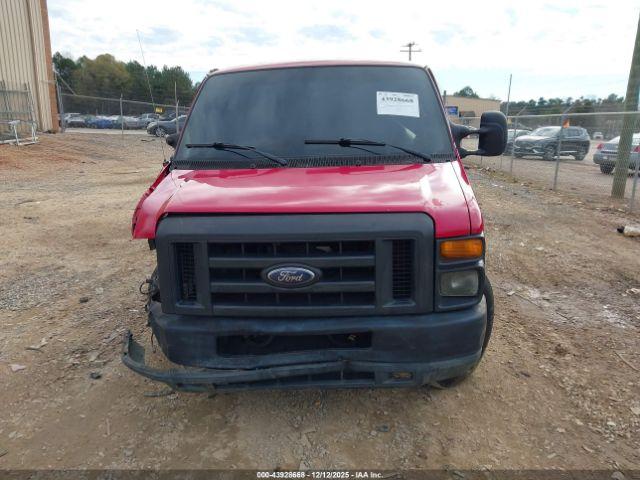 Ford E-250 Commercial Image 5