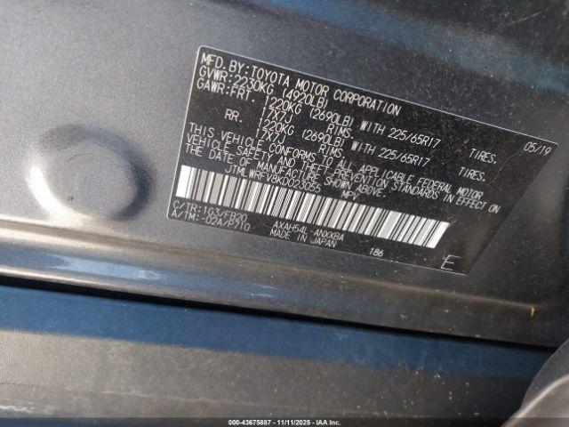 Toyota RAV4 Le Image 13