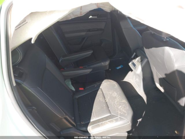 Volkswagen Atlas Image 2