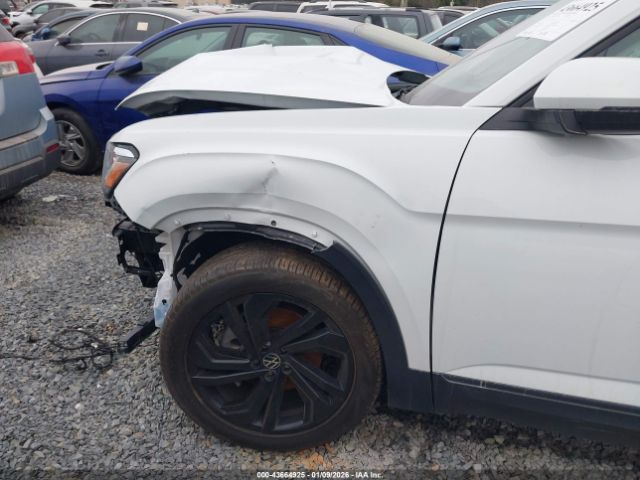 Volkswagen Atlas Image 14