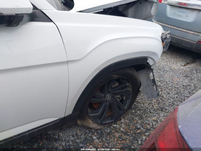 Volkswagen Atlas Image 4