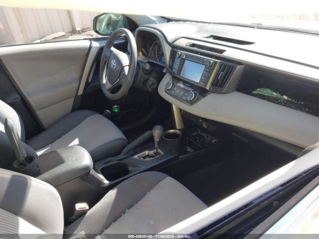 Toyota RAV4 Xle Image 7