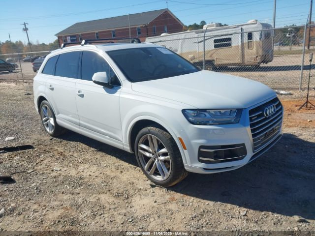 Audi Q7 3.0t Premium Image 1