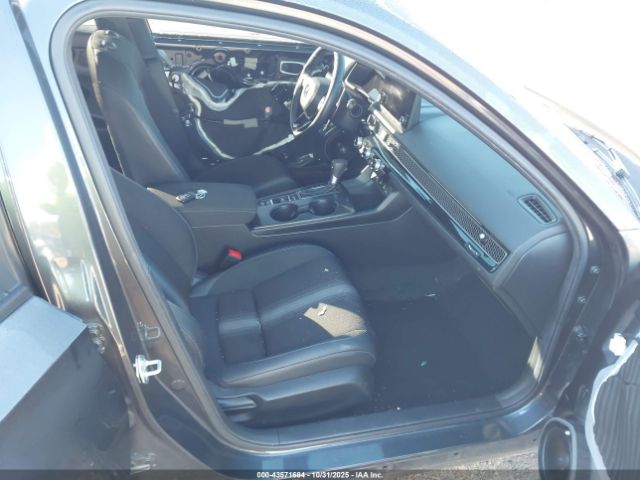 Honda Civic Sport Image 5