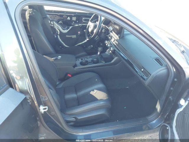 Honda Civic Sport Image 5