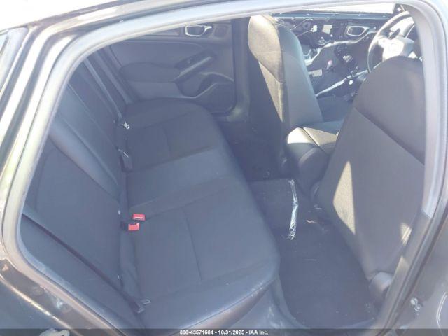 Honda Civic Sport Image 8