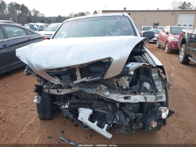 Kia Sorento Lx Base Image 14