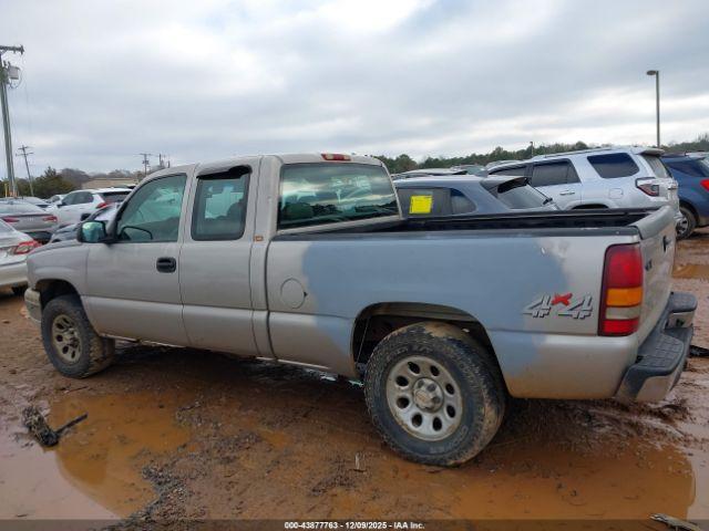 Chevrolet Silverado 1500 Work Truck Image 9