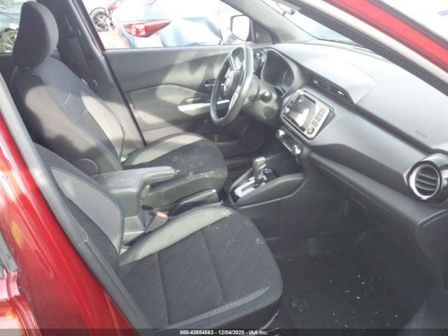 Nissan Kicks Sv Image 6