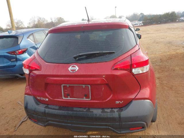 Nissan Kicks Sv Image 14