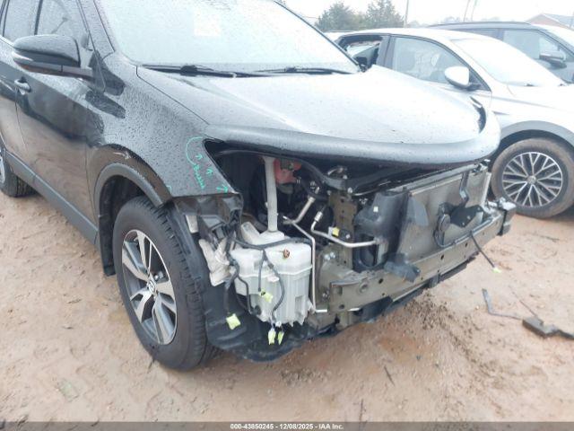 Toyota RAV4 Xle Image 12