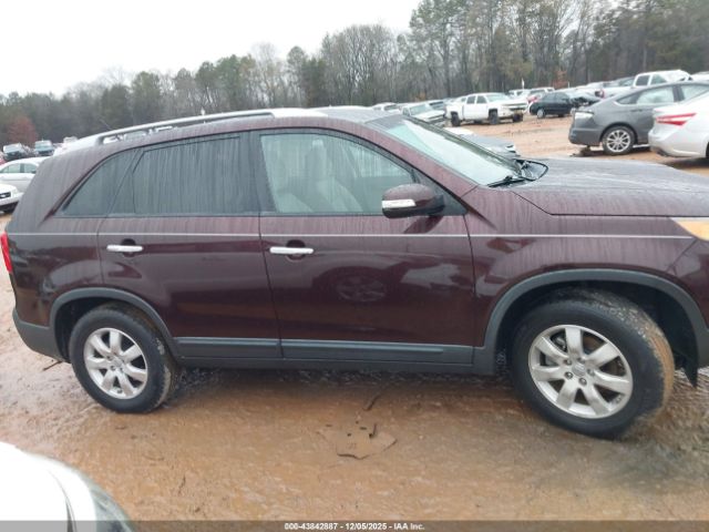 Kia Sorento Lx Image 16