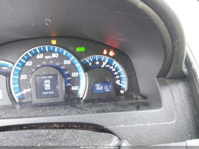 Toyota Camry Xle Image 7