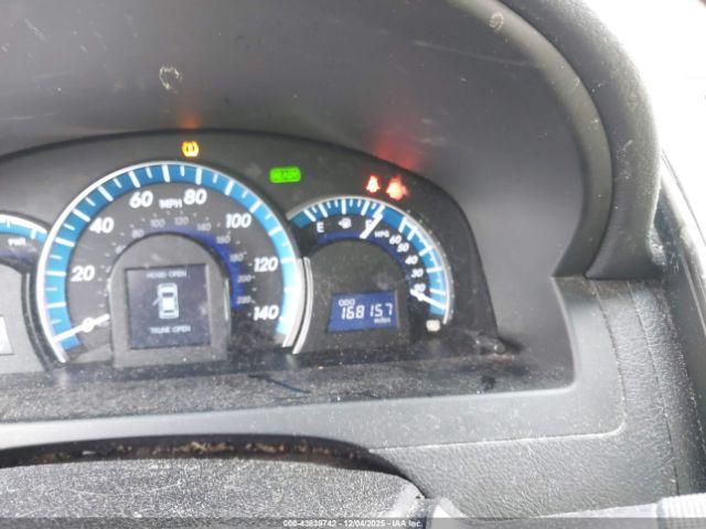 Toyota Camry Xle Image 7