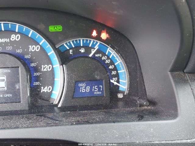 Toyota Camry Xle Image 17