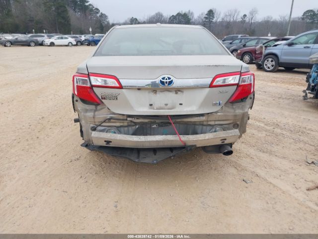 Toyota Camry Xle Image 18