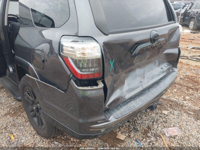 Toyota 4Runner Limited Nightshade Image 10