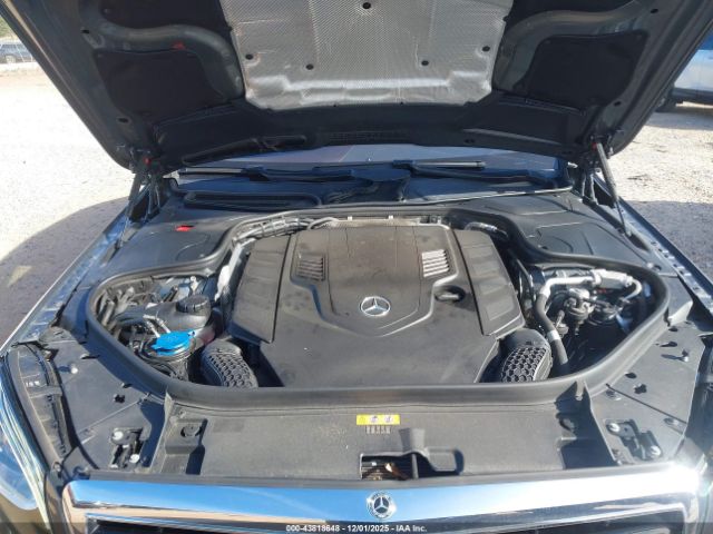 Mercedes-Benz S-Class 4matic Image 8