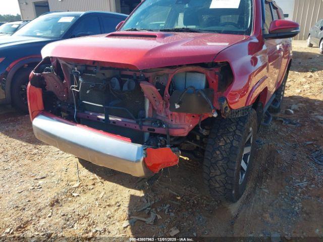 Toyota 4Runner Trd Off Road Premium Image 11