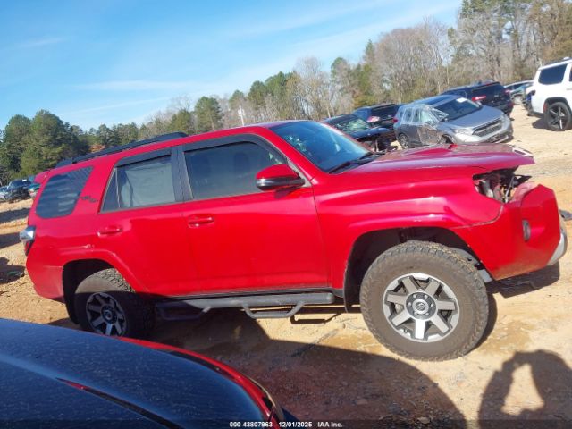 Toyota 4Runner Trd Off Road Premium Image 3
